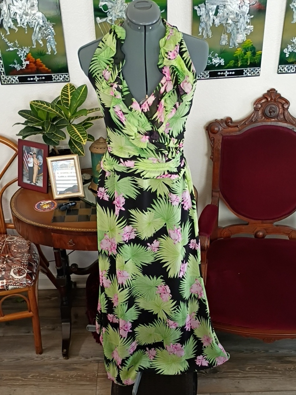 Kay Unger Green Black And Pink Palm Leaf And Hibiscus 100% Silk Maxi Dress